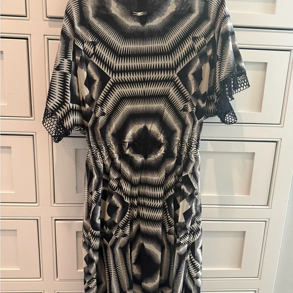 Jean Paul Gaultier Black and White Patterned adorable dress - Picture 8 of 10